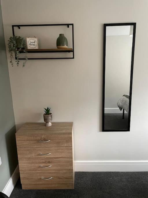 Cedar House - 2 Bed House With Free Parking In Town Centre! By Shortstays4U King's Lynn Luaran gambar